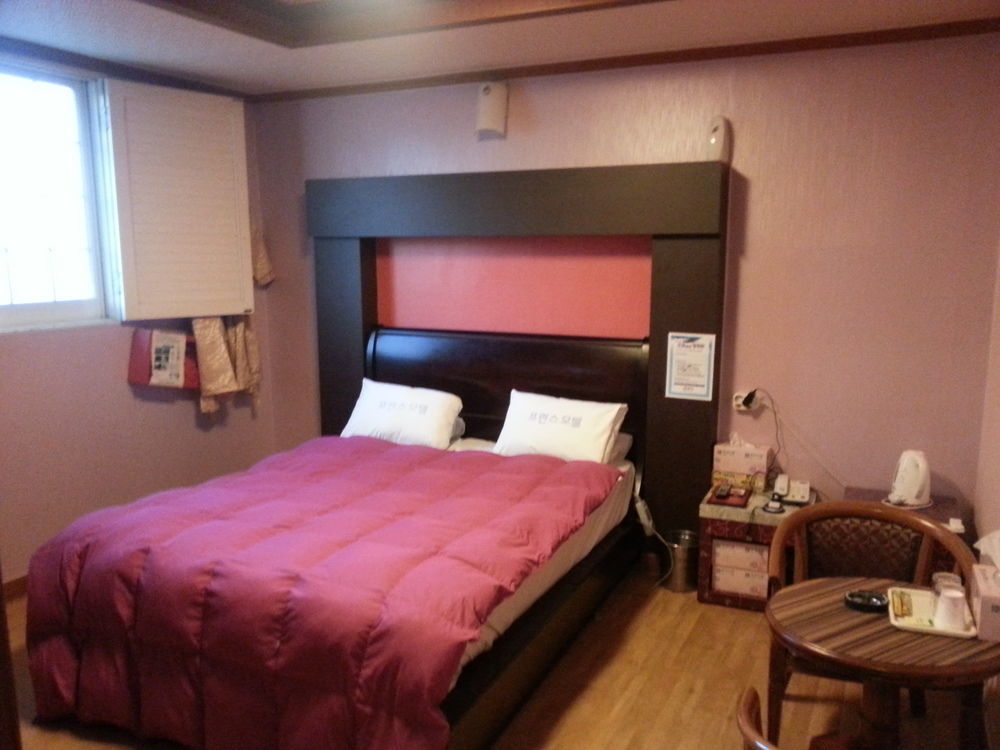 Prince Hotel Gwangju Metropolitan City Zewnętrze zdjęcie